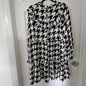 Eloquii Black and White Houndstooth Long Sleeve Dress